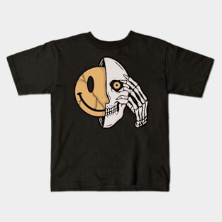 Smile and skull Kids T-Shirt